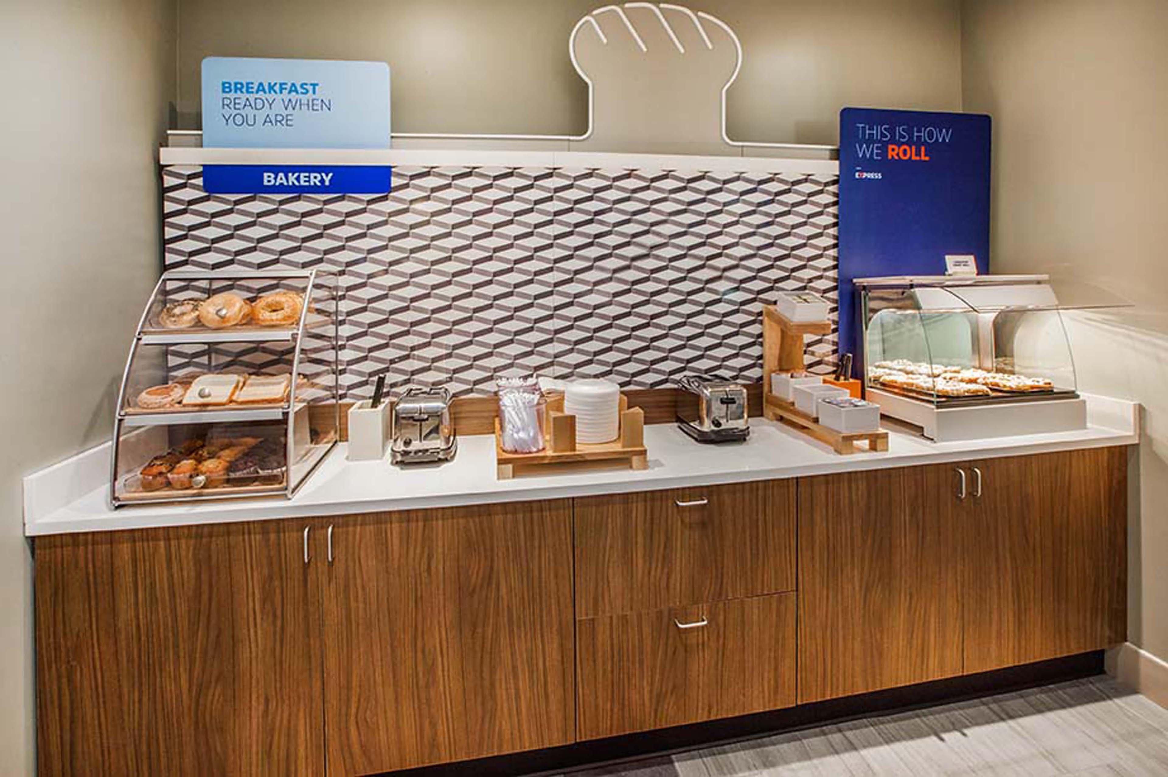 Holiday Inn Express Atmore By Ihg Bagian luar foto
